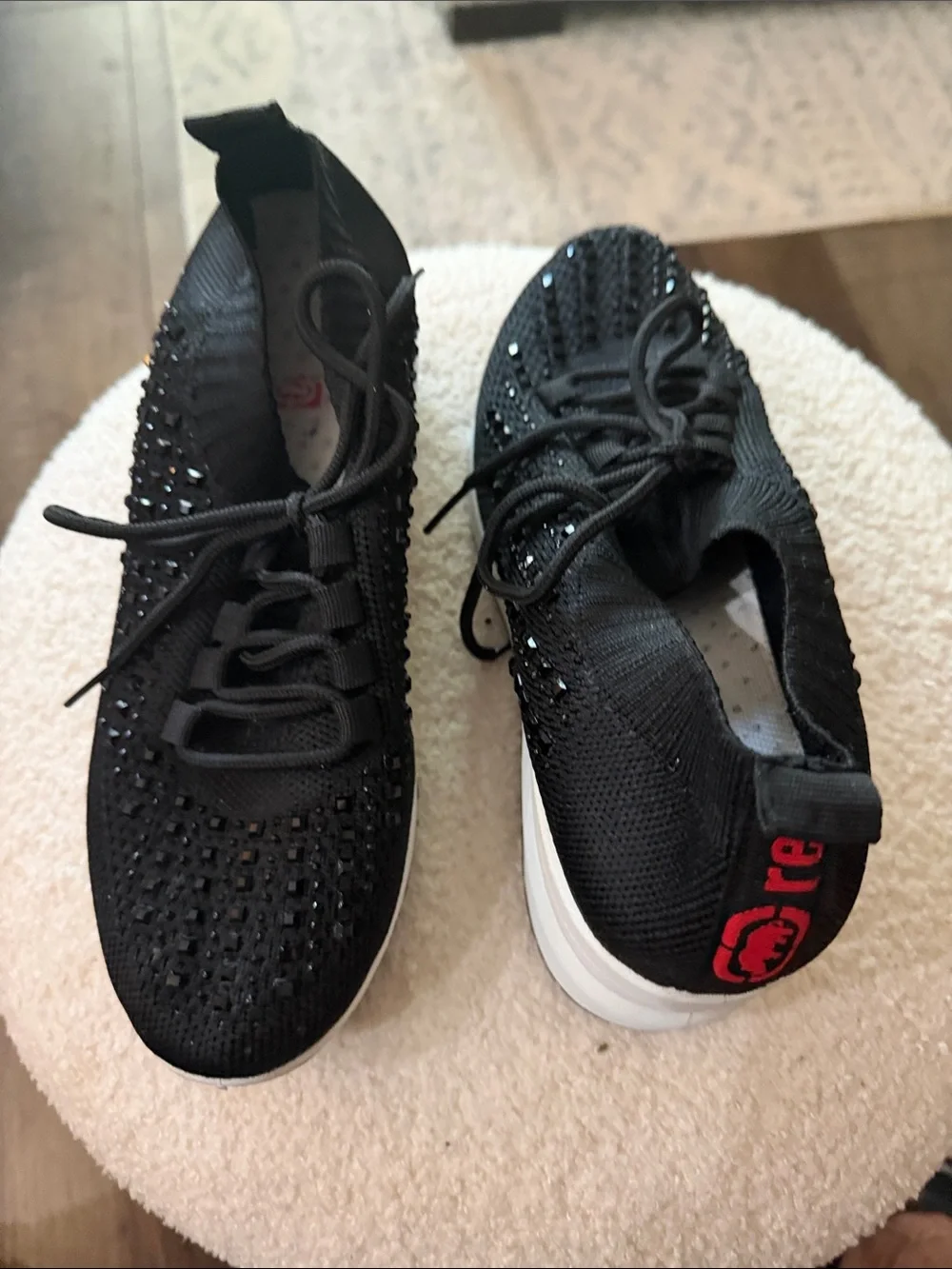 Women’s  Black Knit Lace-Up Athletic Slip-On Sneakers ecko red